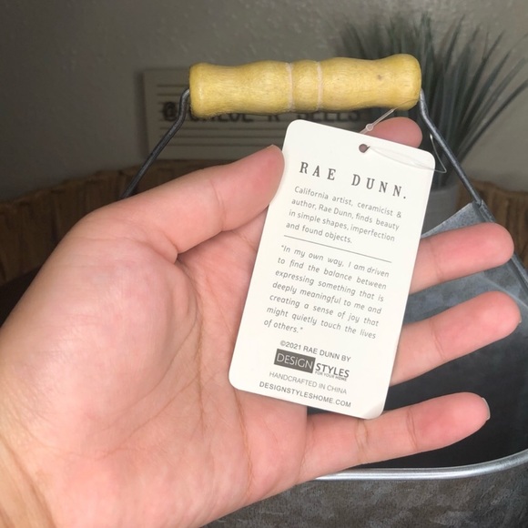 Rae Dunn Clean Caddy. - Picture 9 of 11